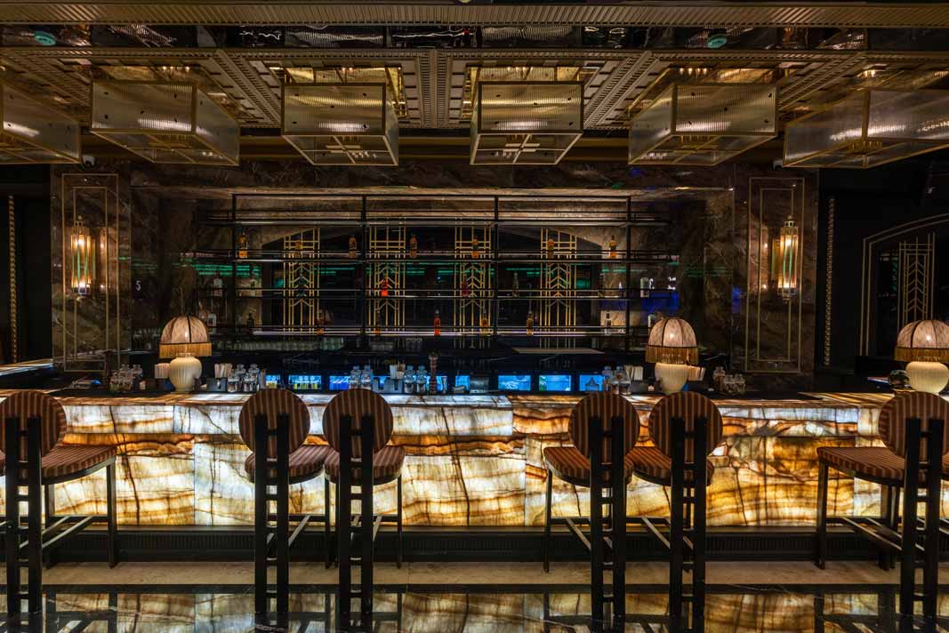 Cool Bars Near Me in Delhi for Group Party