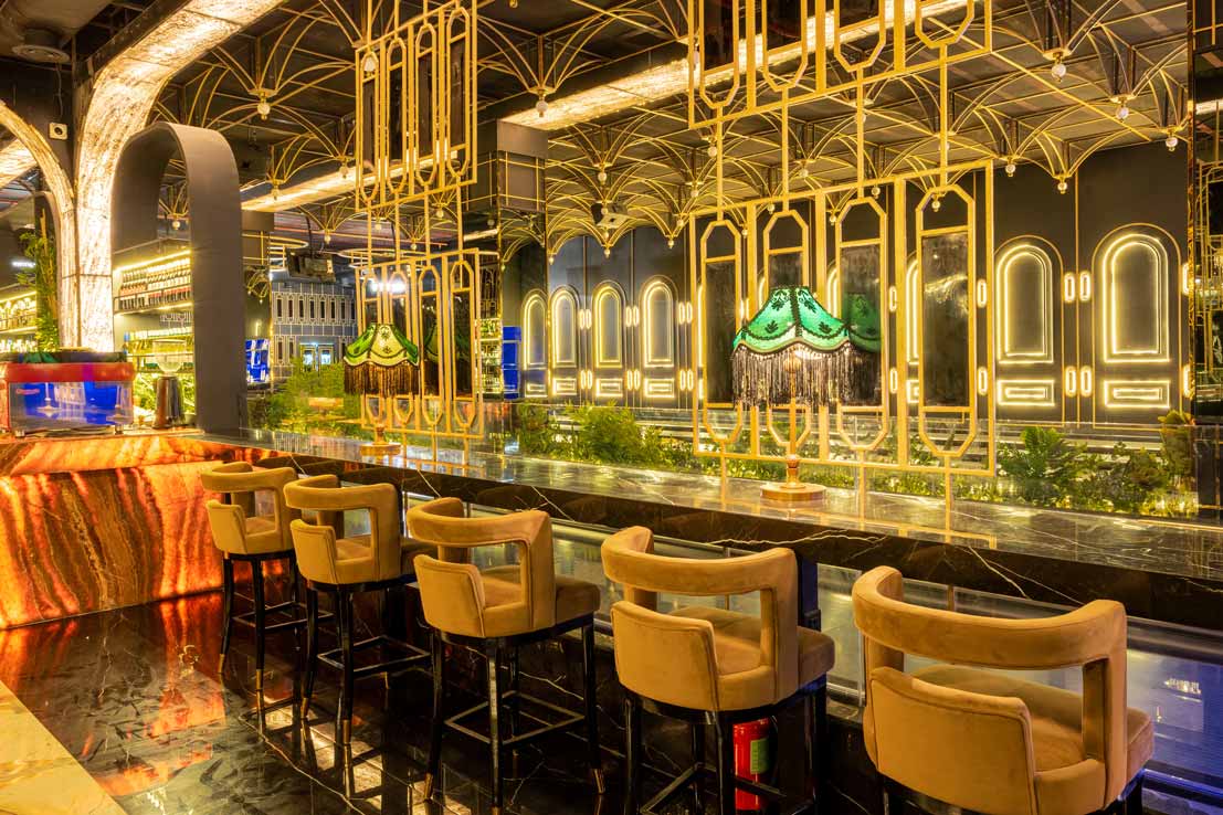 Best Places to Go for Drinks and Games