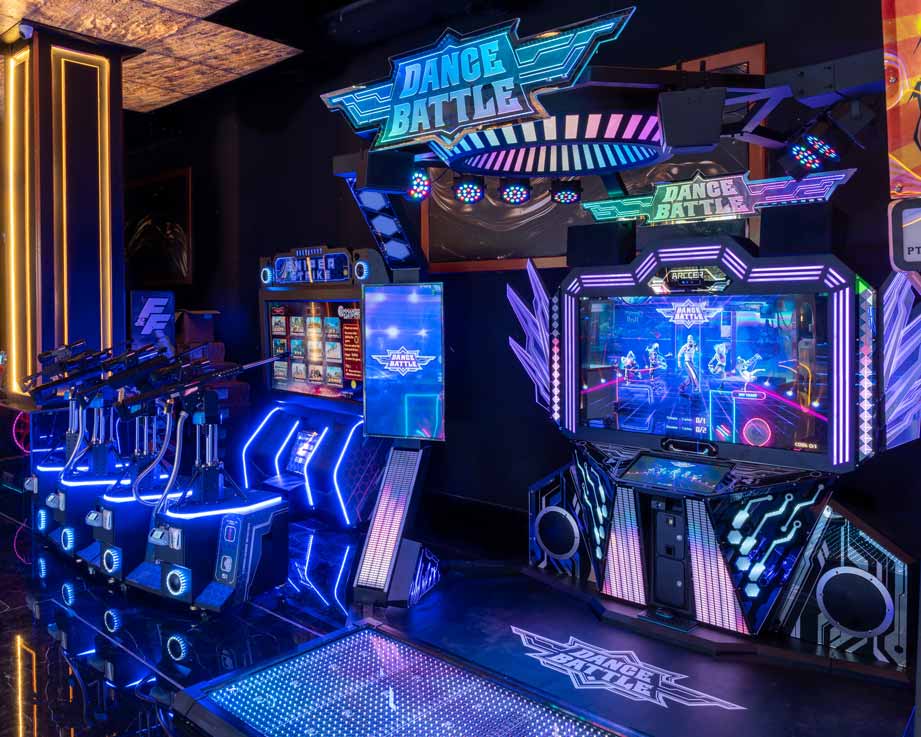 People enjoying VR games at The Game Palacio in Pune